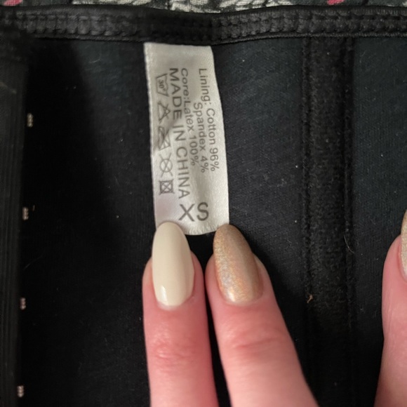 Shapewear - Picture 3 of 3